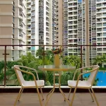 泳池景休闲家庭套房3房3厕6-10人适合家庭入住金海湾@Danga Bay