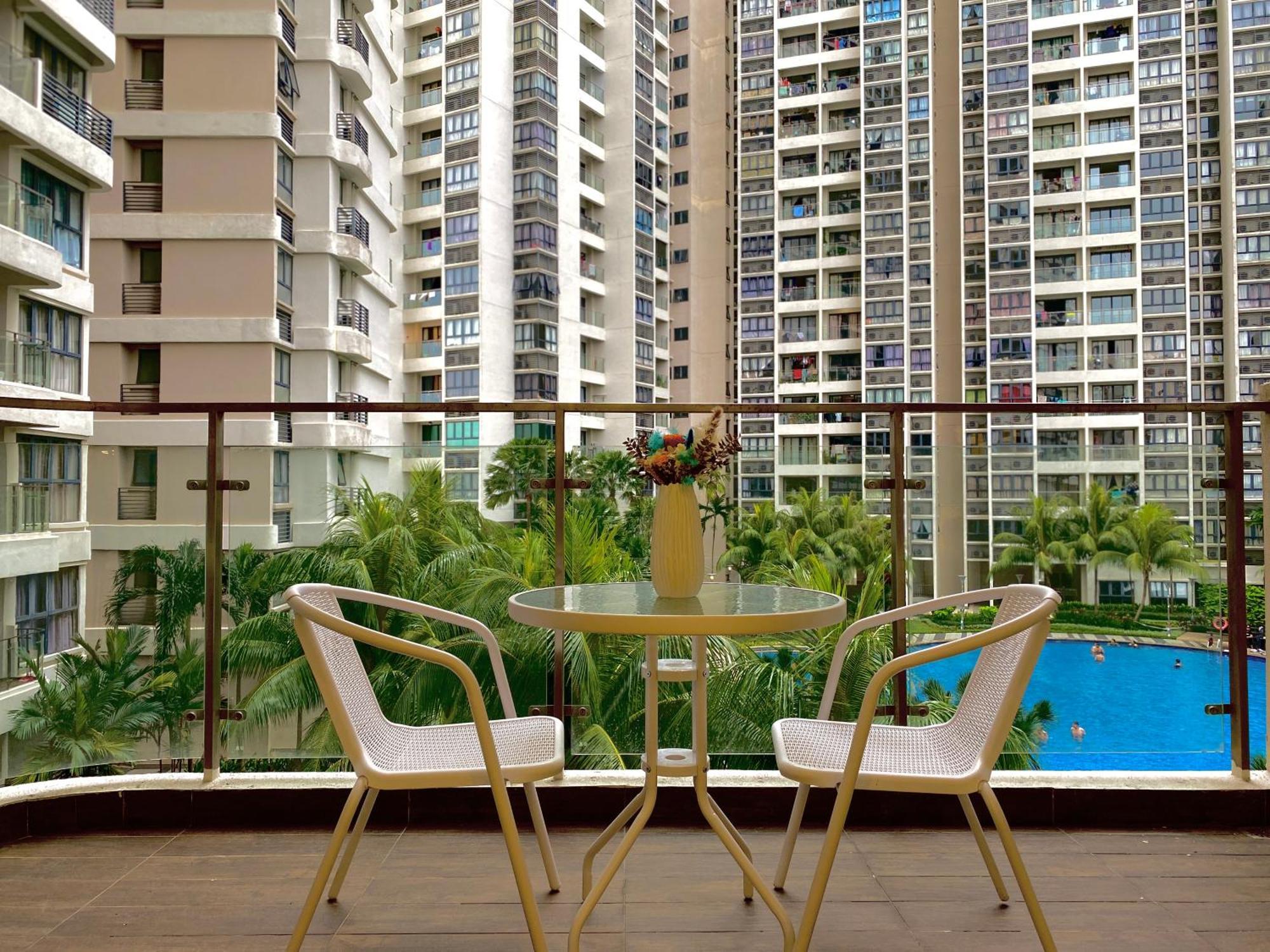 泳池景休闲家庭套房3房3厕6-10人适合家庭入住金海湾@danga Bay Apartment Johor Bahru